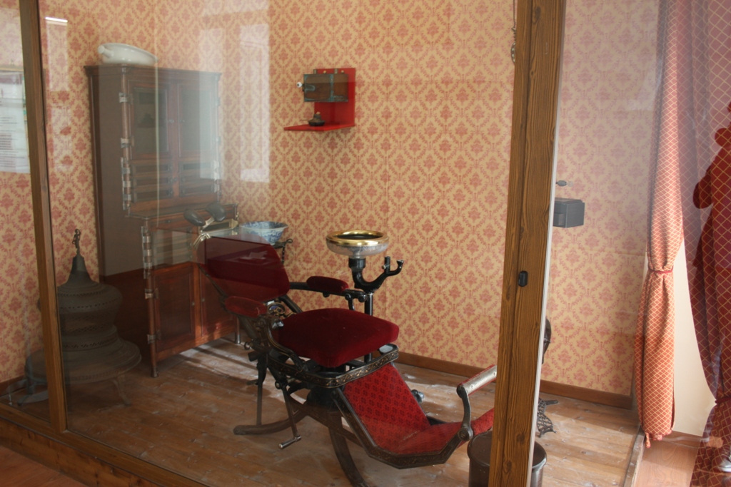 Dentist's Offices 6.jpg